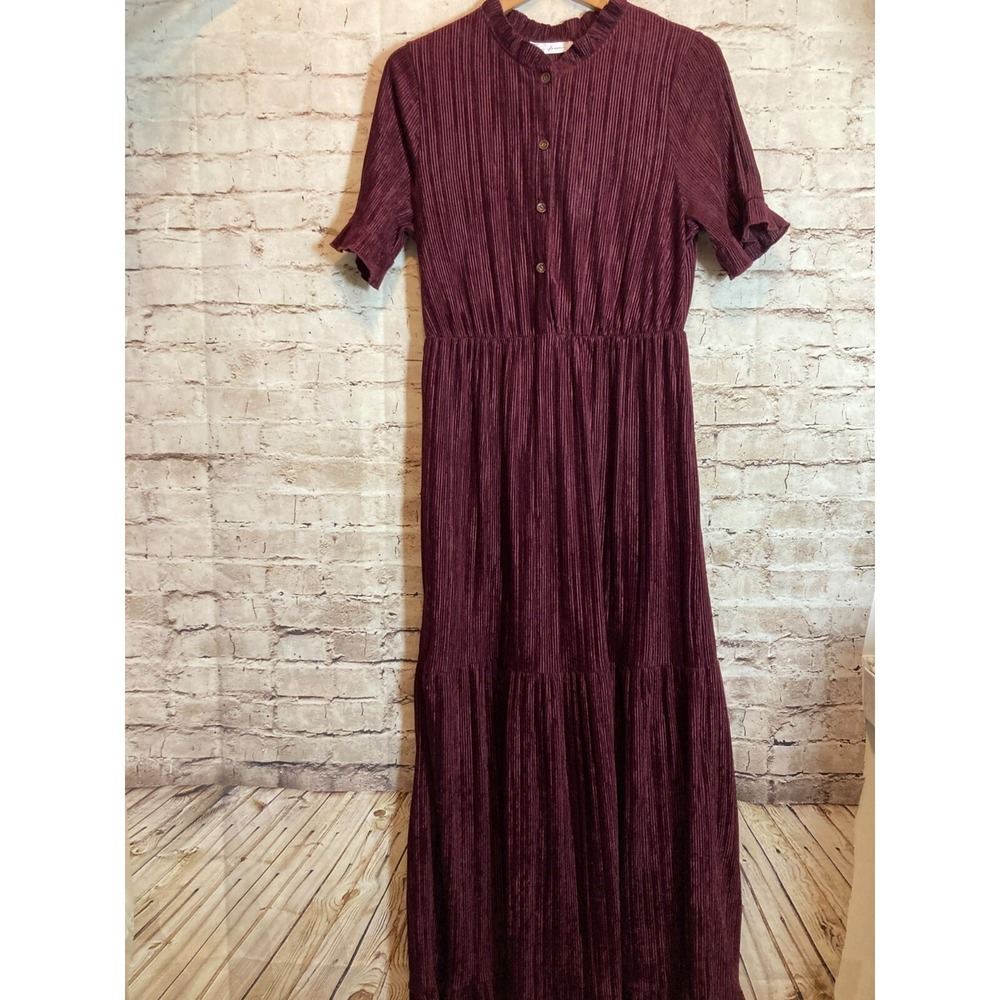 Ces Femme Dress Womens Medium Maroon Velvet Pleated Tiered Romantic Maxi